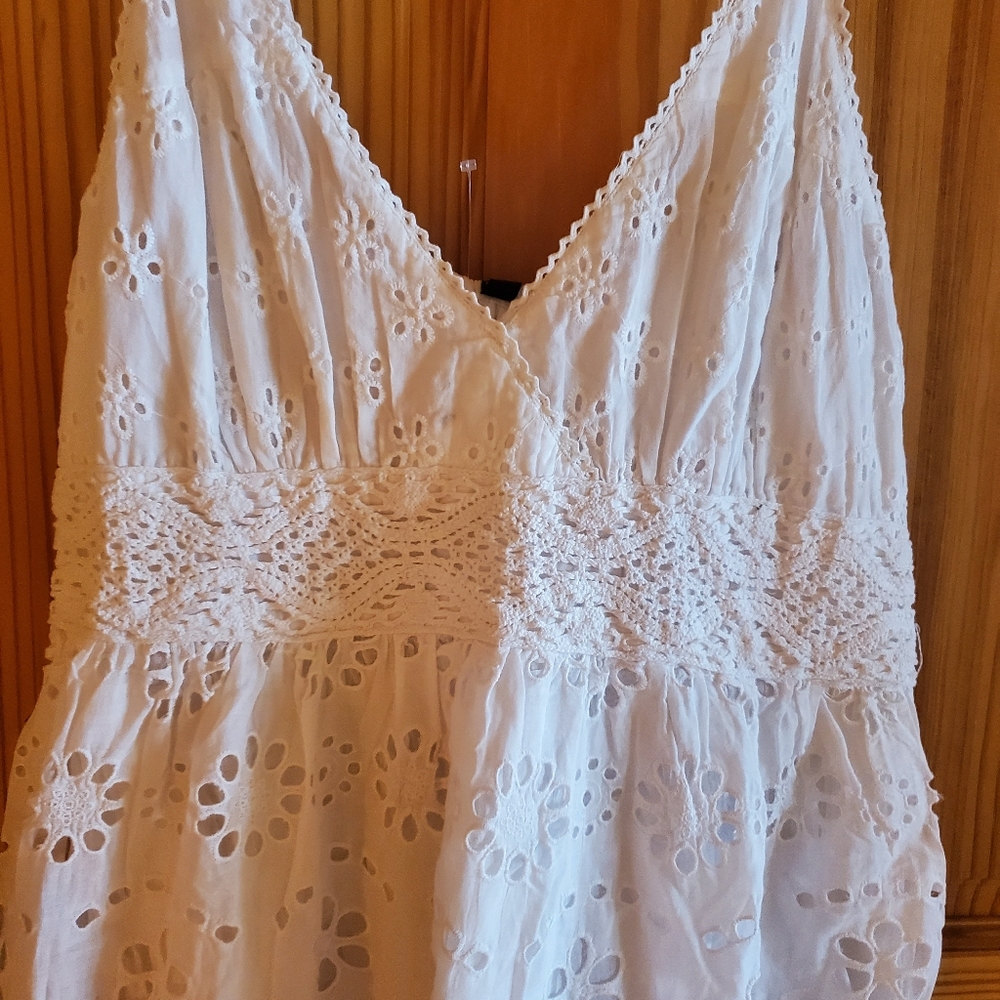 ME 2 MAGIC WHITE EYELET DRESS - Lg